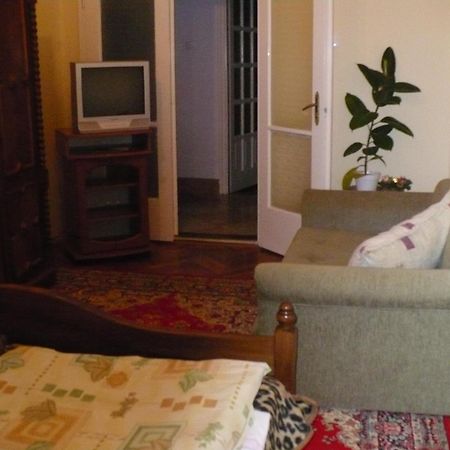 Ferienwohnung Kitty Apartman Miskolc Exterior foto
