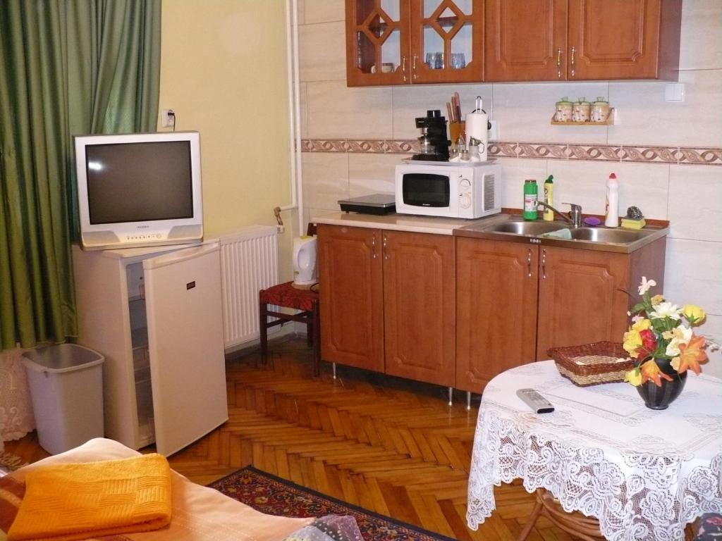 Ferienwohnung Kitty Apartman Miskolc Zimmer foto
